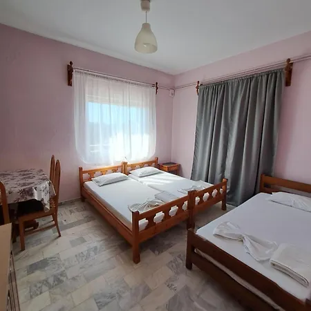 Golden Beach-Tsianis Apartments Nea Mesagkala Exterior photo