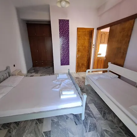 Golden Beach-Tsianis Apartments Nea Mesagkala Exterior photo