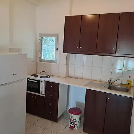 Golden Beach-Tsianis Apartments Nea Mesagkala Exterior photo