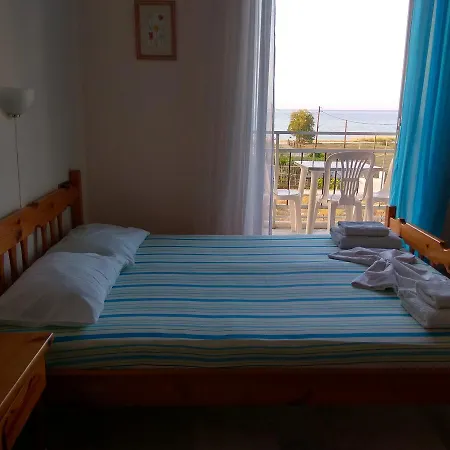 Golden Beach-Tsianis Apartments Nea Mesagkala Exterior photo