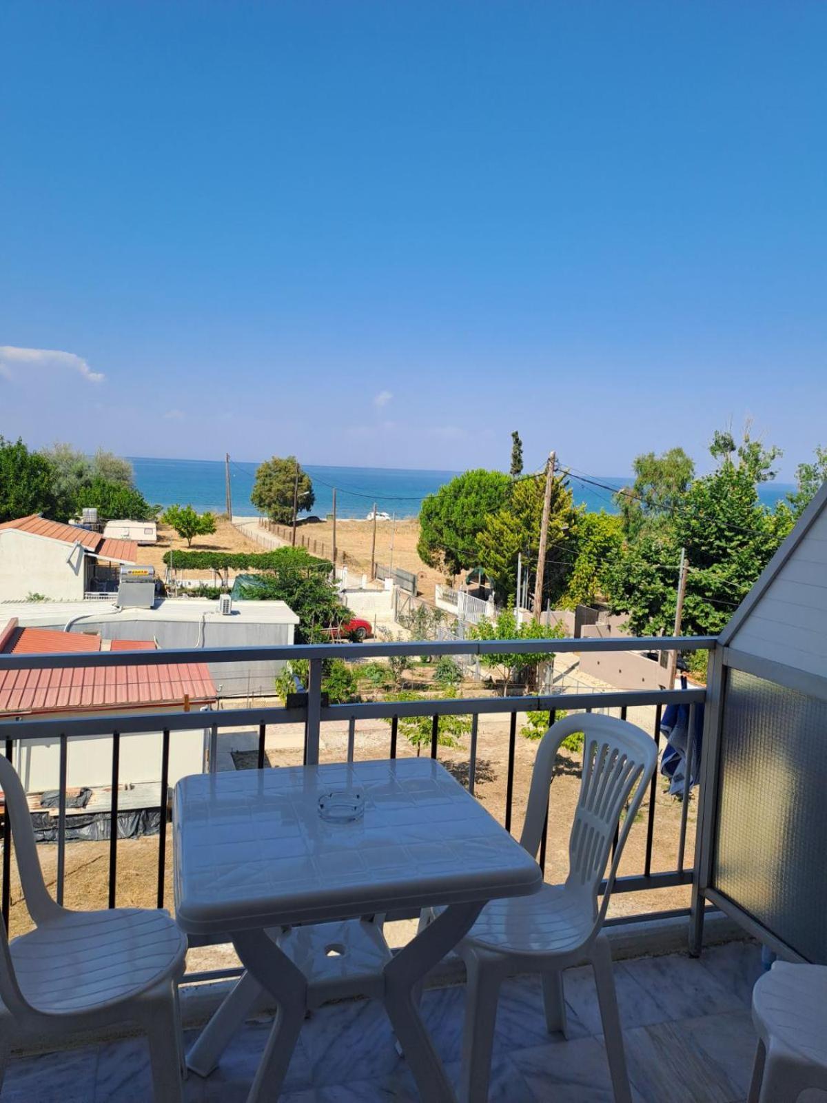 Golden Beach-tsianis Apartment Nea Mesagkala
